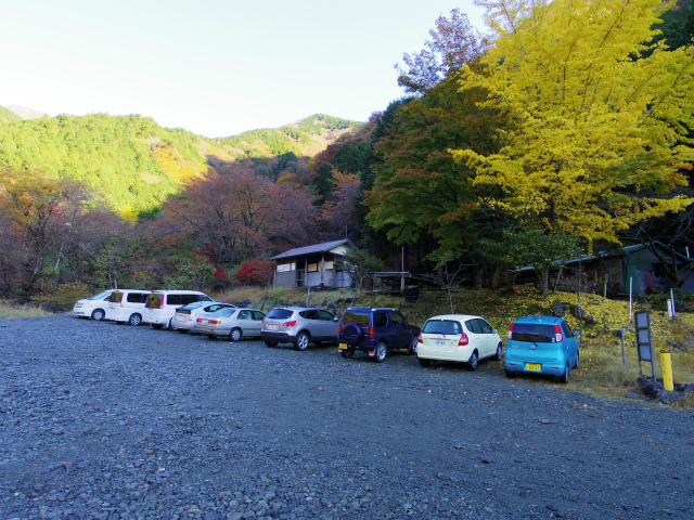 塔ノ岳 鍋割山の登山口 戸沢出合の駐車場情報