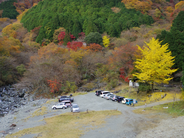 塔ノ岳 鍋割山の登山口 戸沢出合の駐車場情報