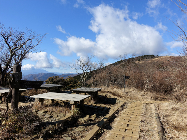 塔ノ岳(丹沢表尾根) 登山口コースガイド 二ノ塔山頂【登山口ナビ】