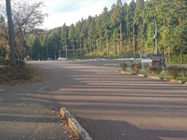 古賀志山の登山口 宇都宮市森林公園の駐車場情報