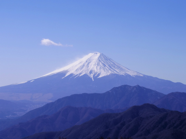 富士山が良く見える山 登山口コースガイド 雁ヶ腹摺山山頂【登山口ナビ】