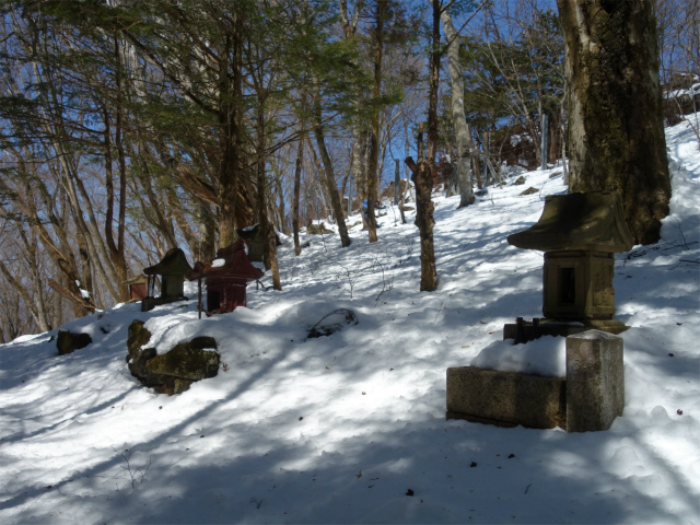 武甲山（表参道コース） 登山口コースガイド 奥院【登山口ナビ】