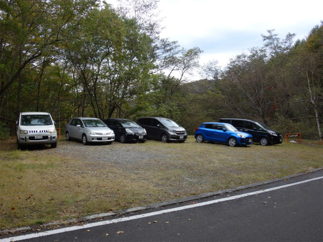 笠取山～唐松尾山～御殿岩 登山口コースガイド 中島川口【登山口ナビ】