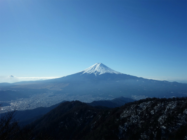 三ツ峠山（北口登山道）登山口コースガイド 開運山山頂からの富士山の眺望【登山口コースガイド】