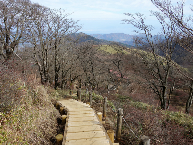 丹沢山（ユーシン～弁当沢ノ頭）登山口コースガイド 不動ノ峰休憩所【登山口ナビ】