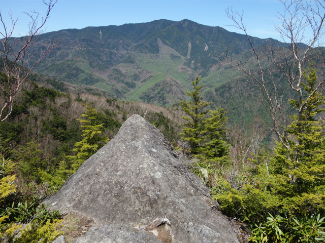 黒金山（西沢渓谷～牛首のタル） 登山口コースガイド 【登山口ナビ】