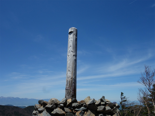 甲武信ヶ岳（毛木平～千曲川源流遊歩道）登山口コースガイド【登山口ナビ】