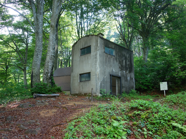 守門岳（保久礼コース）登山口コースガイド 保久礼小屋【登山口ナビ】