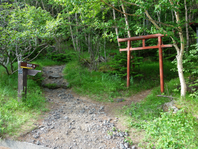 富士山 剣ヶ峰（馬返口/吉田ルート）登山口コースガイド 鳥居とショートカット道【登山口ナビ】