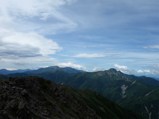 農鳥岳（奈良田～大門沢～西農鳥岳）登山口コースガイド 農鳥岳山からの塩見岳・荒川岳【登山口ナビ】