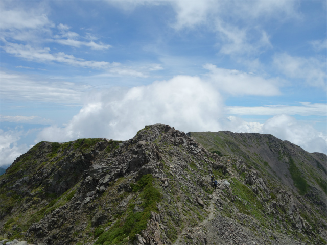 農鳥岳（奈良田～大門沢～西農鳥岳）登山口コースガイド 農鳥岳山容【登山口ナビ】