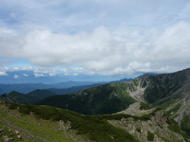 農鳥岳（奈良田～大門沢～西農鳥岳）登山口コースガイド 西農鳥岳山頂からの北アルプス【登山口ナビ】