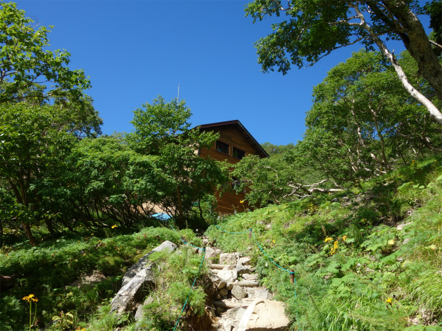 仙丈ヶ岳（藪沢重幸新道）登山口コースガイド 馬の背ヒュッテ【登山口ナビ】