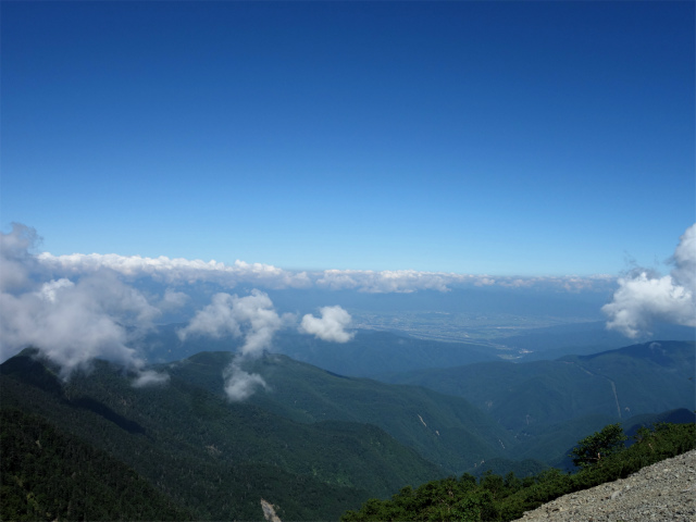 仙丈ヶ岳（藪沢重幸新道）登山口コースガイド 稜線のガレ場からの北アルプス【登山口ナビ】