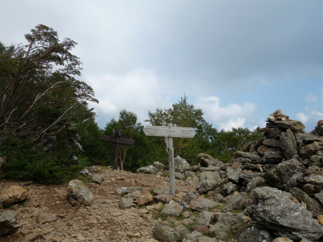 アサヨ峰（北沢峠～栗沢山）登山口コースガイド 仙水峠【登山口ナビ】