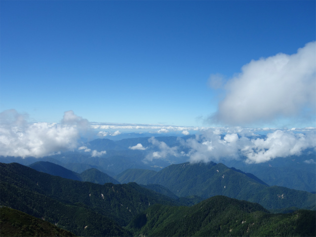 空木岳（池山尾根ルート）登山口コースガイド 空木岳山頂から奥三界岳の眺望【登山口ナビ】