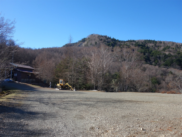 七面山（表参道）登山口コースガイド 広場【登山口ナビ】