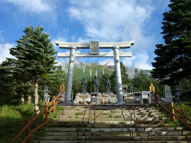 御嶽山・剣ヶ峰（田の原～王滝口登山道）登山口コースガイド 御嶽神社田の原遥拝所【登山口ナビ】