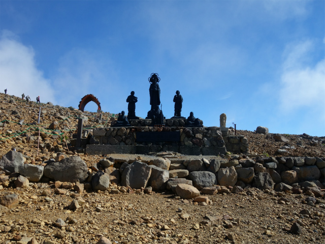 御嶽山・剣ヶ峰（田の原～王滝口登山道）登山口コースガイド 御嶽教大御神火祭場【登山口ナビ】