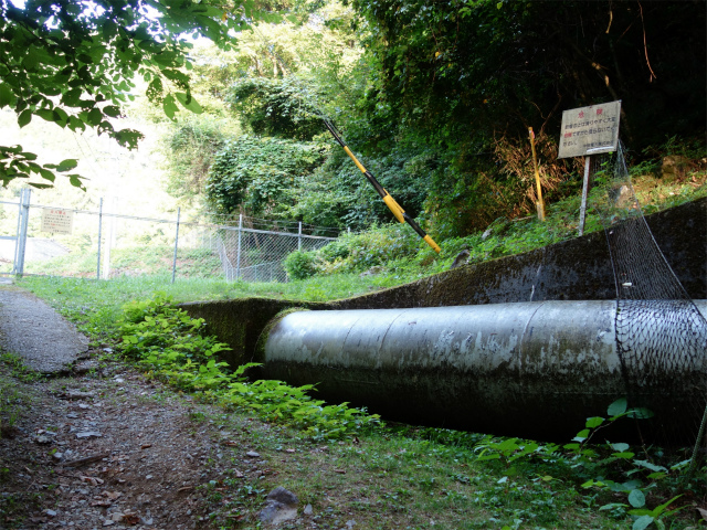 木曽駒ヶ岳(桂小場・西駒ルート)登山口コースガイド 導水管【登山口ナビ】