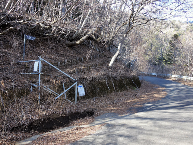 丹沢山(塩水林道~堂平)登山口コースガイド 堂平【登山口ナビ】