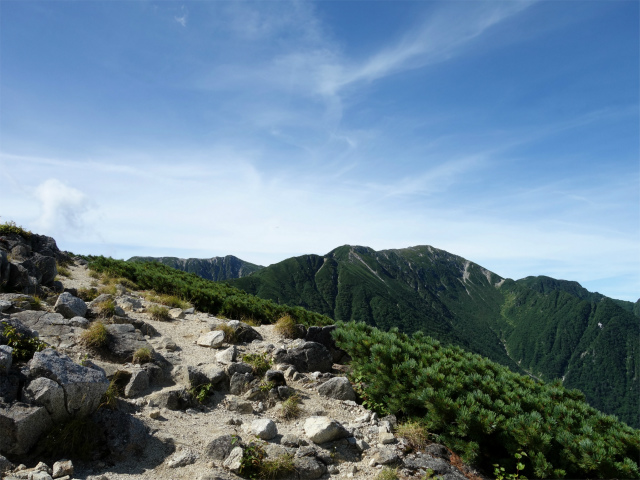 木曽駒ヶ岳(桂小場・西駒ルート)登山口コースガイド 稜線から中央アルプスの眺望【登山口ナビ】