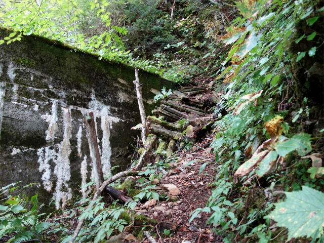 燕岳(中房登山口~東沢乗越)登山口コースガイド 堰堤【登山口ナビ】