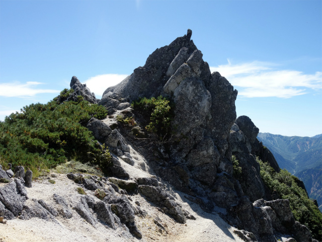 燕岳(中房登山口~東沢乗越)登山口コースガイド 岩峰【登山口ナビ】