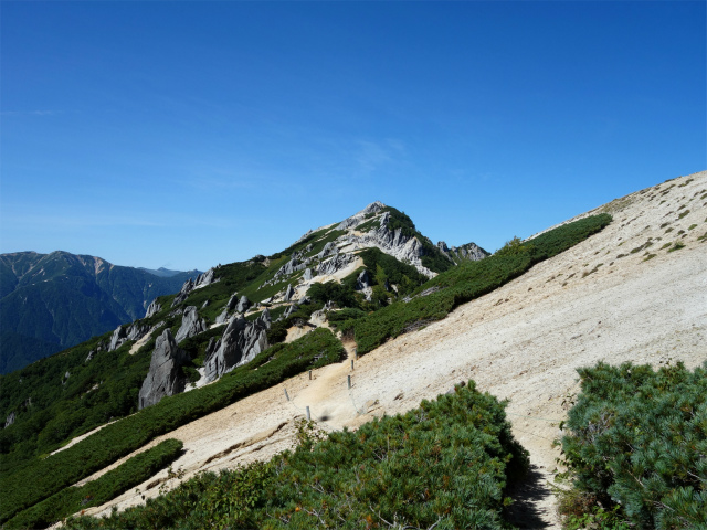 燕岳（中房登山口～合戦尾根）登山口コースガイド 稜線【登山口ナビ】
