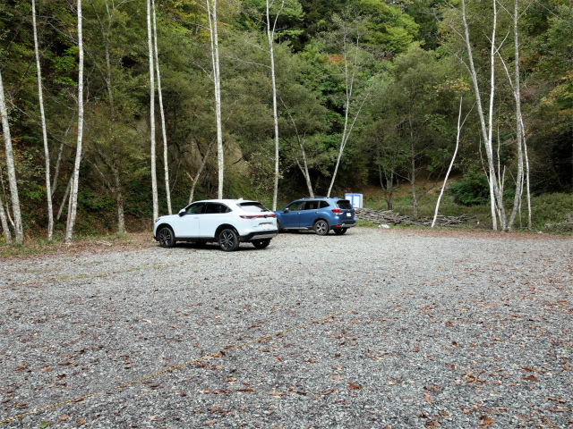 金峰山(御嶽古道/表参道)登山口コースガイド 御岳林道駐車場【登山口ナビ】