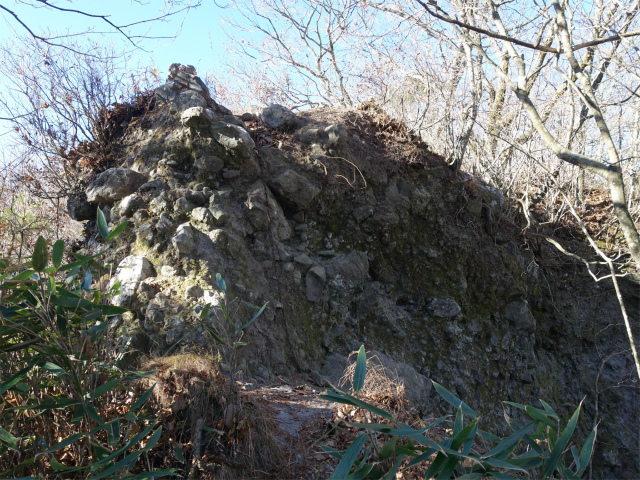 茅ヶ岳(観音峠~金ヶ岳)登山口コースガイド 鎖場【登山口ナビ】