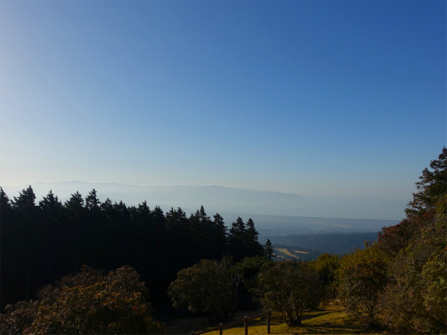 位牌岳（池ノ平コース）登山口コースガイド 展望台からの沼津湾と天城山【登山口ナビ】